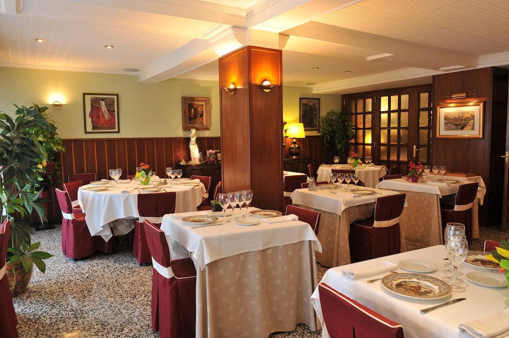 Hotel Tall De Conill Capellades Ngoại thất bức ảnh